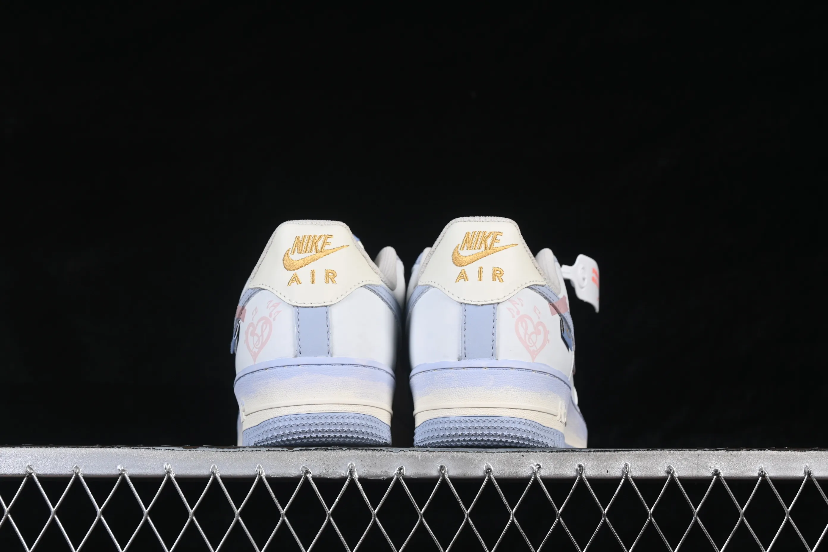 All categories Nk Air Force 1 Air Force series Nk Air Force 1 Low Air Force low-top Nike Air Force 1'07 Low "Spring Field" Hand-painted graffiti Haruno Tianxu Air Force 1 low-top casual sneakers DB3301-171